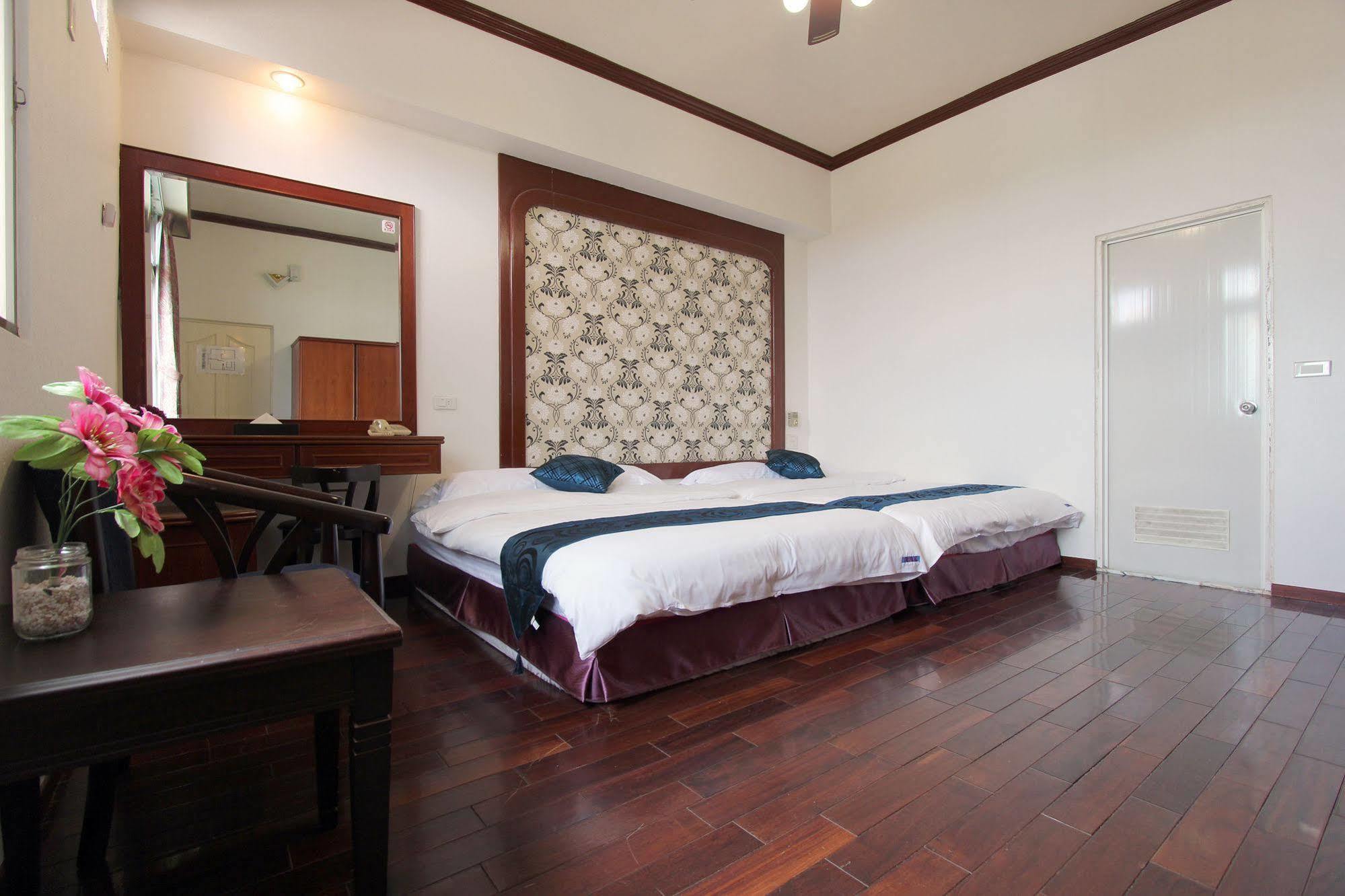 陶陶居商旅 Tautauchu Hotel Hualien City Exterior photo