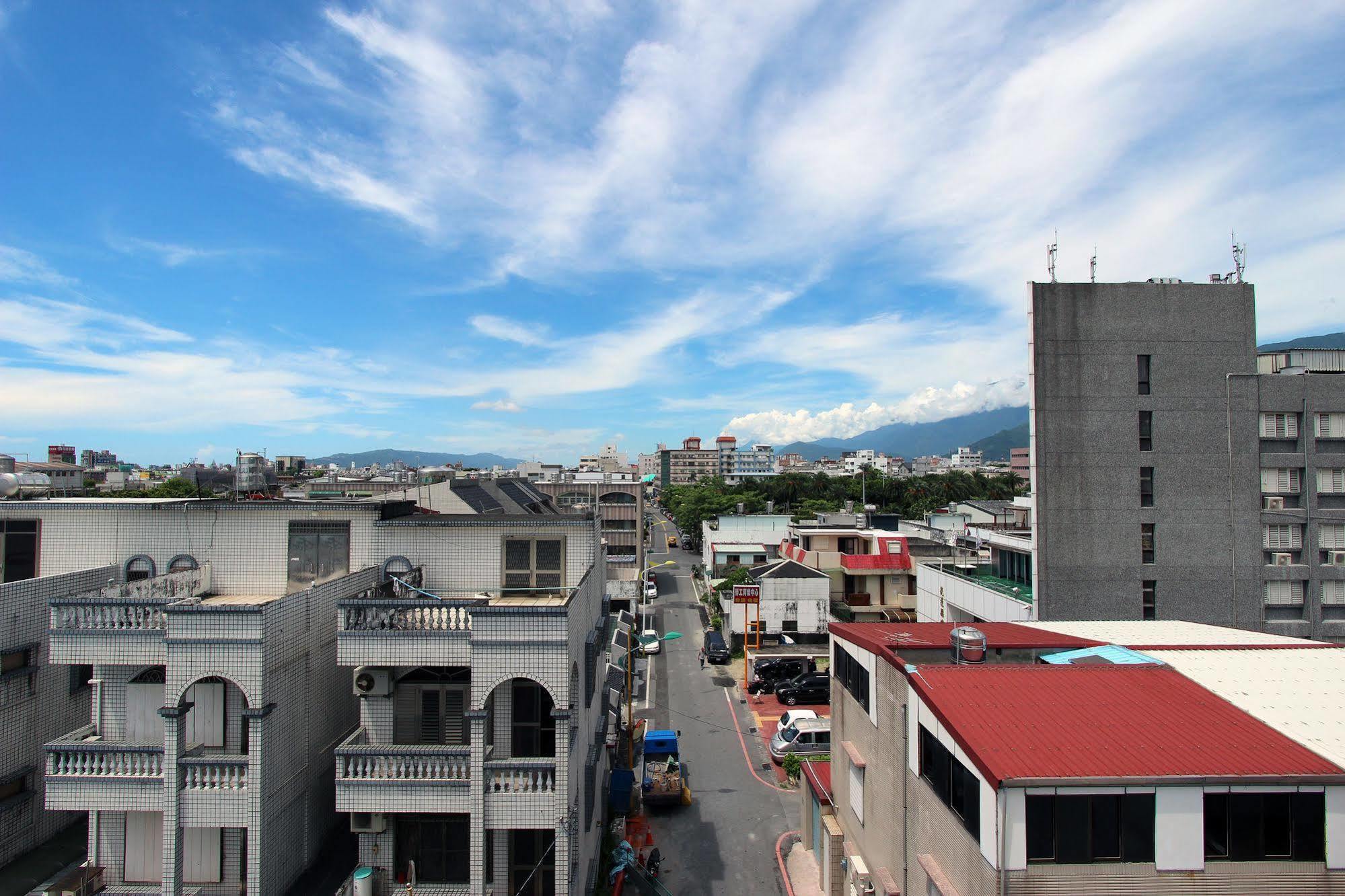 陶陶居商旅 Tautauchu Hotel Hualien City Exterior photo